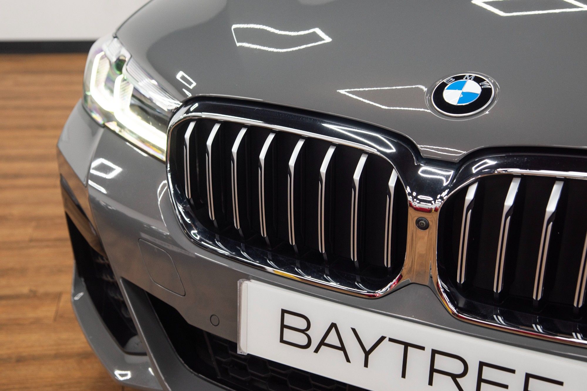 USED 2021 71 BMW 5 SERIES 3.0 530d MHT M Sport Hybrid  
