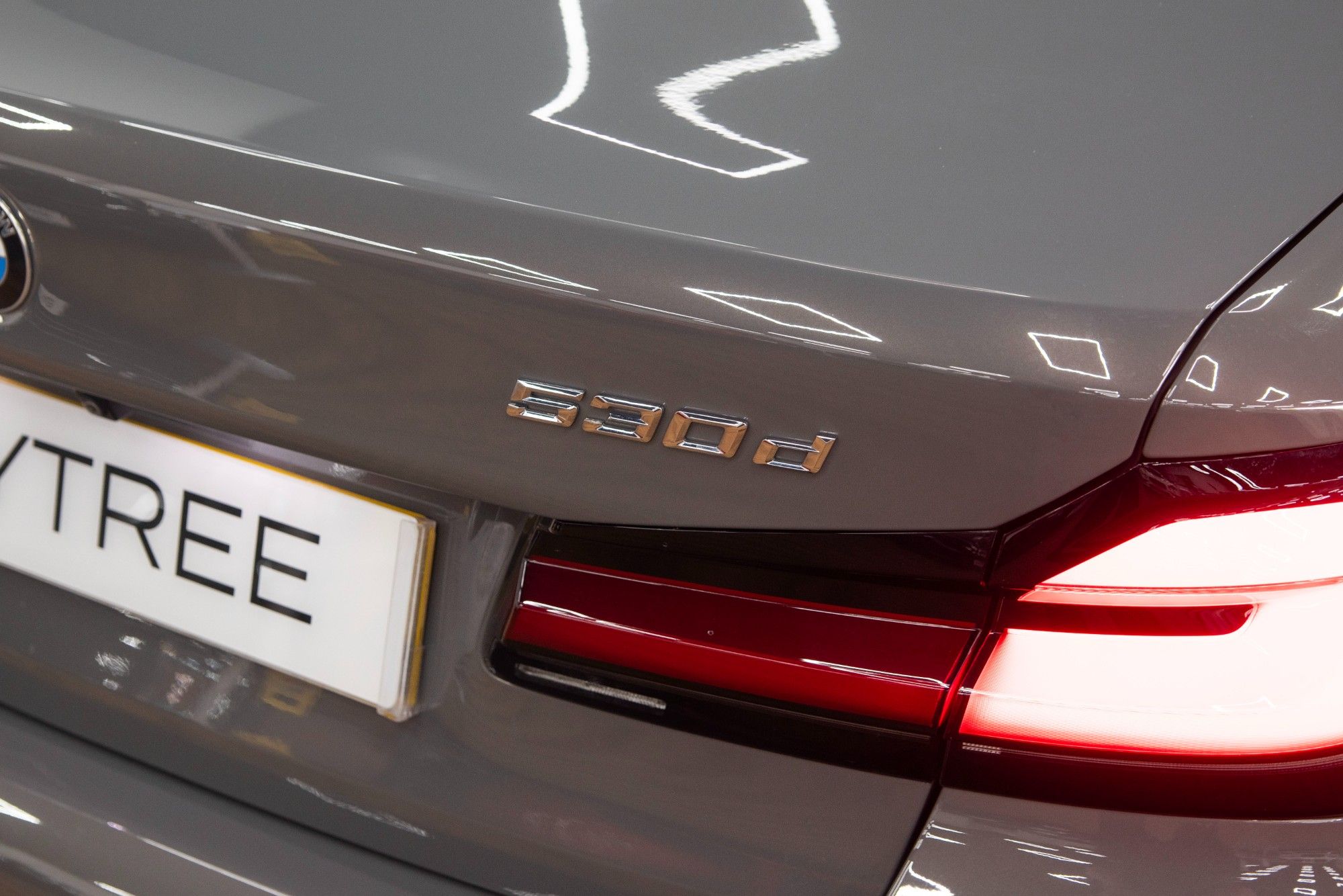 USED 2021 71 BMW 5 SERIES 3.0 530d MHT M Sport Hybrid  
