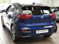 USED 2021 21 KIA NIRO 64kWh 4+ SUV 5dr Electric Auto (201 bhp) SAT NAV SUNROOF HEATED LEATHER REAR VIEW CAMERA PARKING SENSORS 1 OWNER SERVICE HISTORY KIA WARRANTY TILL MARCH 2028