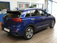 USED 2021 21 KIA NIRO 64kWh 4+ SUV 5dr Electric Auto (201 bhp) SAT NAV SUNROOF HEATED LEATHER REAR VIEW CAMERA PARKING SENSORS 1 OWNER SERVICE HISTORY KIA WARRANTY TILL MARCH 2028
