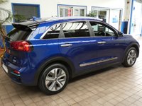 USED 2021 21 KIA NIRO 64kWh 4+ SUV 5dr Electric Auto (201 bhp) SAT NAV SUNROOF HEATED LEATHER REAR VIEW CAMERA PARKING SENSORS 1 OWNER SERVICE HISTORY KIA WARRANTY TILL MARCH 2028