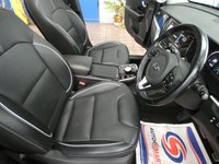 USED 2021 21 KIA NIRO 64kWh 4+ SUV 5dr Electric Auto (201 bhp) SAT NAV SUNROOF HEATED LEATHER REAR VIEW CAMERA PARKING SENSORS 1 OWNER SERVICE HISTORY KIA WARRANTY TILL MARCH 2028