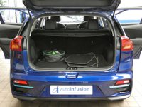 USED 2021 21 KIA NIRO 64kWh 4+ SUV 5dr Electric Auto (201 bhp) SAT NAV SUNROOF HEATED LEATHER REAR VIEW CAMERA PARKING SENSORS 1 OWNER SERVICE HISTORY KIA WARRANTY TILL MARCH 2028
