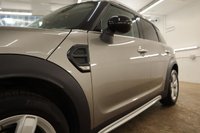 USED 2017 67 MINI COUNTRYMAN 2.0 Cooper D SUV 5dr Diesel Auto Euro 6 (s/s) (150 ps) &pound;10735 FACTORY OPTIONS LOW MILES FANTATIC OPORTUNITY TO BUY THIS HIGHLEY SPECKED MINI