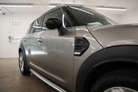 USED 2017 67 MINI COUNTRYMAN 2.0 Cooper D SUV 5dr Diesel Auto Euro 6 (s/s) (150 ps) &pound;10735 FACTORY OPTIONS LOW MILES FANTATIC OPORTUNITY TO BUY THIS HIGHLEY SPECKED MINI