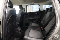 USED 2017 67 MINI COUNTRYMAN 2.0 Cooper D SUV 5dr Diesel Auto Euro 6 (s/s) (150 ps) &pound;10735 FACTORY OPTIONS LOW MILES FANTATIC OPORTUNITY TO BUY THIS HIGHLEY SPECKED MINI