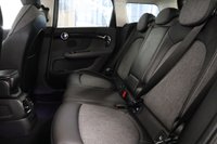 USED 2017 67 MINI COUNTRYMAN 2.0 Cooper D SUV 5dr Diesel Auto Euro 6 (s/s) (150 ps) &pound;10735 FACTORY OPTIONS LOW MILES FANTATIC OPORTUNITY TO BUY THIS HIGHLEY SPECKED MINI