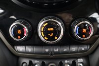 USED 2017 67 MINI COUNTRYMAN 2.0 Cooper D SUV 5dr Diesel Auto Euro 6 (s/s) (150 ps) &pound;10735 FACTORY OPTIONS LOW MILES FANTATIC OPORTUNITY TO BUY THIS HIGHLEY SPECKED MINI