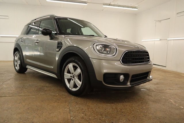 2017 67 MINI Countryman 2.0 Cooper D SUV 5dr Diesel Auto Euro 6 (s/s) (150 ps)
