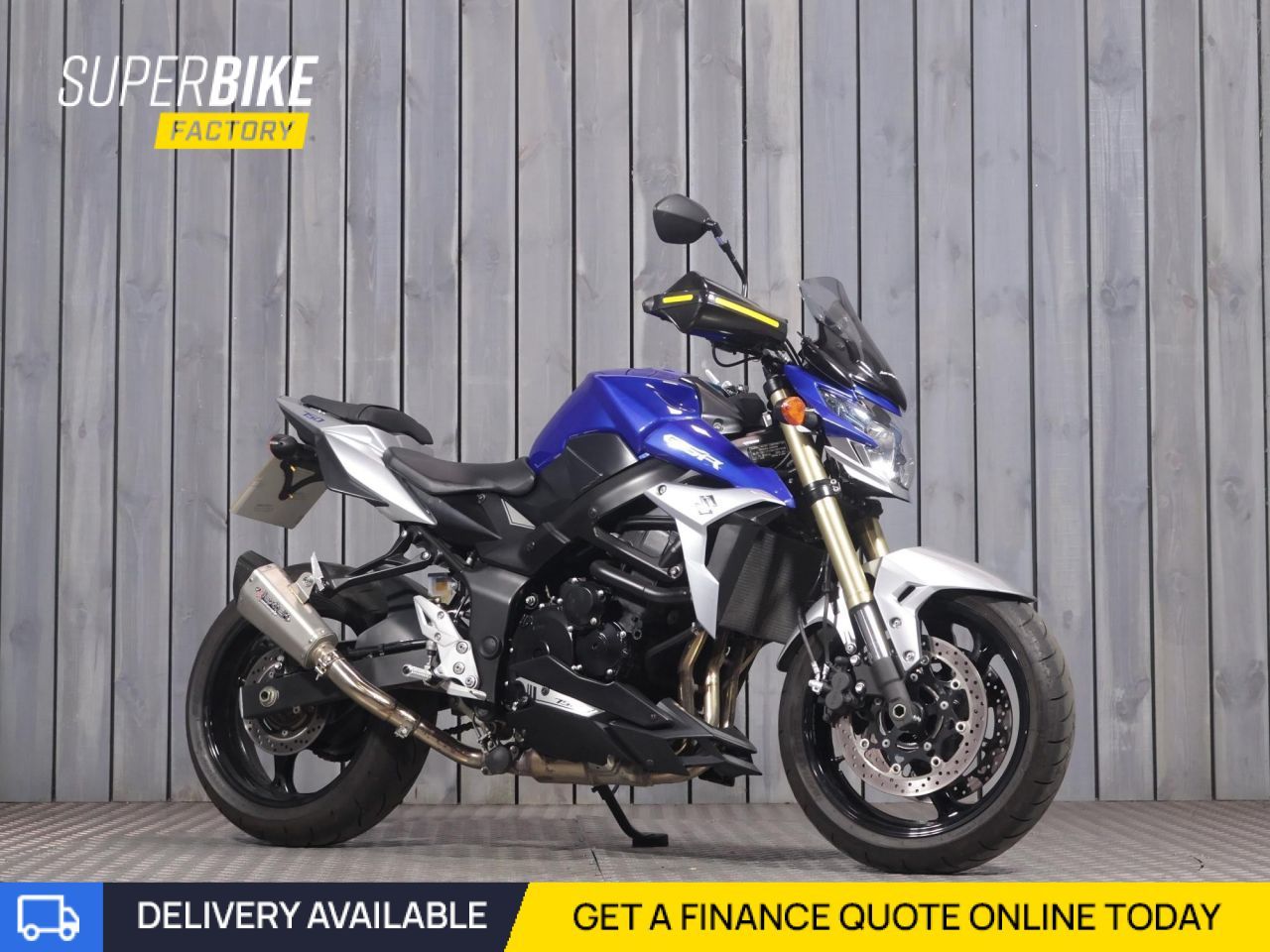 SUZUKI GSR750