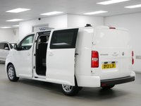 USED 2021 21 VAUXHALL VIVARO 3100 2.0 D 120 BHP L2 SPORTIVE CREWCAB 6 SEATER ( SAT NAV ) 6 SEATER | L2 LONG | SAT NAV | AIR CON