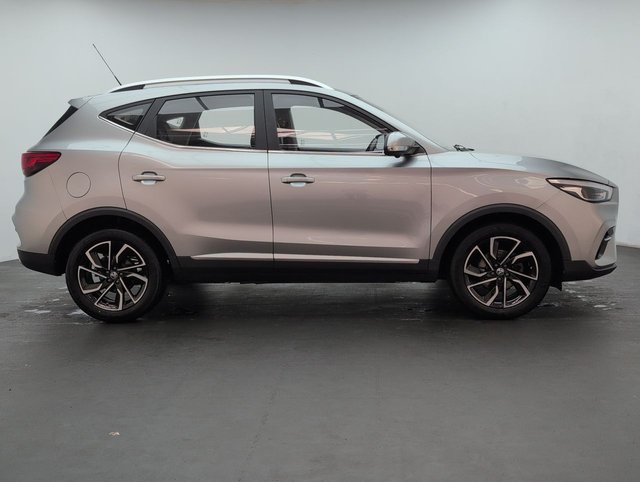 USED 2022 22 MG MG ZS 1.5 Vti-Tech Exclusive Suv 5dr Petrol Manual Euro 6 (s/S) (106 Ps) 17" Alloys+power Assisted Steering