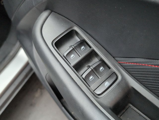 USED 2022 22 MG MG ZS 1.5 Vti-Tech Exclusive Suv 5dr Petrol Manual Euro 6 (s/S) (106 Ps) 17" Alloys+power Assisted Steering