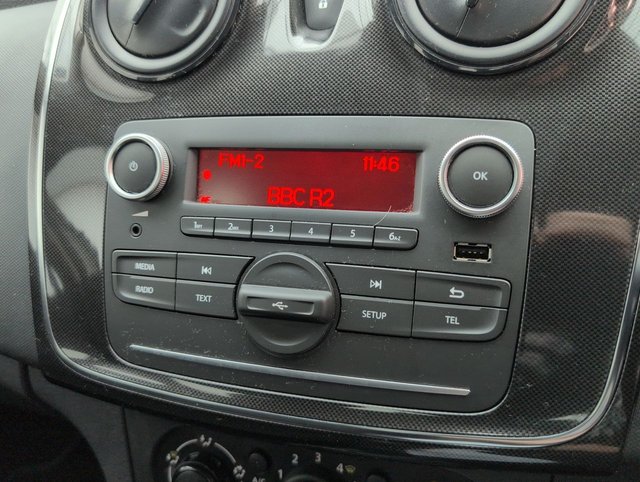 USED 2020 70 Dacia Sandero 1.0 Sce Essential Hatchback 5dr Petrol Manual Euro 6 (75 Ps) Hill Start Assist+air Conditioning