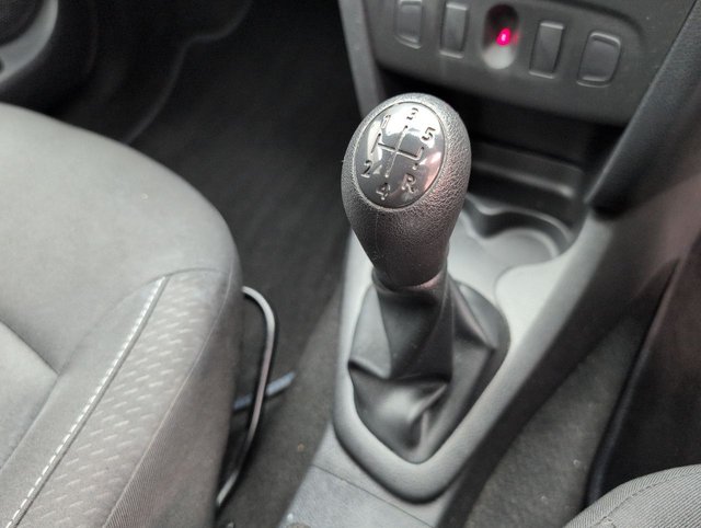 USED 2020 70 Dacia Sandero 1.0 Sce Essential Hatchback 5dr Petrol Manual Euro 6 (75 Ps) Hill Start Assist+air Conditioning