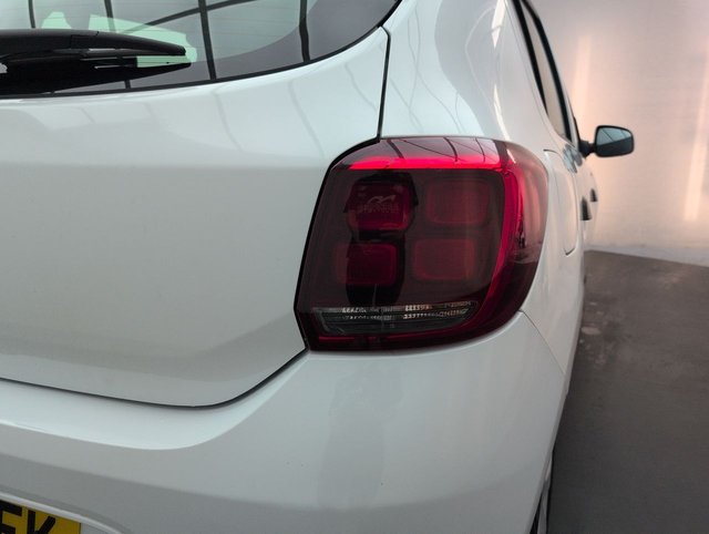 USED 2020 70 Dacia Sandero 1.0 Sce Essential Hatchback 5dr Petrol Manual Euro 6 (75 Ps) Hill Start Assist+air Conditioning