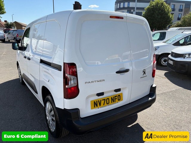 2021 PEUGEOT PARTNER - Photo 12