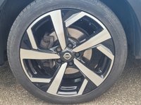 USED 2017 67 NISSAN QASHQAI 1.6 DIG-T Tekna SUV 5dr Petrol Manual Euro 6 (s/s) (163 ps) 
