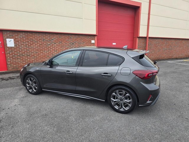 2022 FORD FOCUS - Photo 9