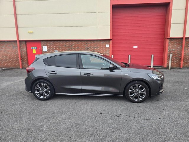 2022 FORD FOCUS - Photo 12