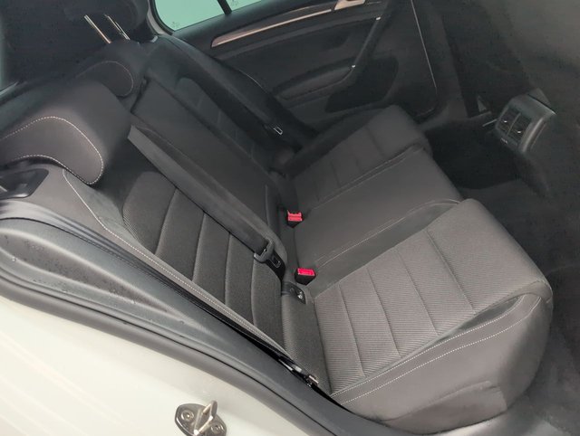 USED 2018 18 Volkswagen Golf 2.0 TSI R Hatchback 5dr Petrol DSg 4motion Euro 6 (s/S) (310 Ps) -  Sat Nav, Heated Seats, Cruise