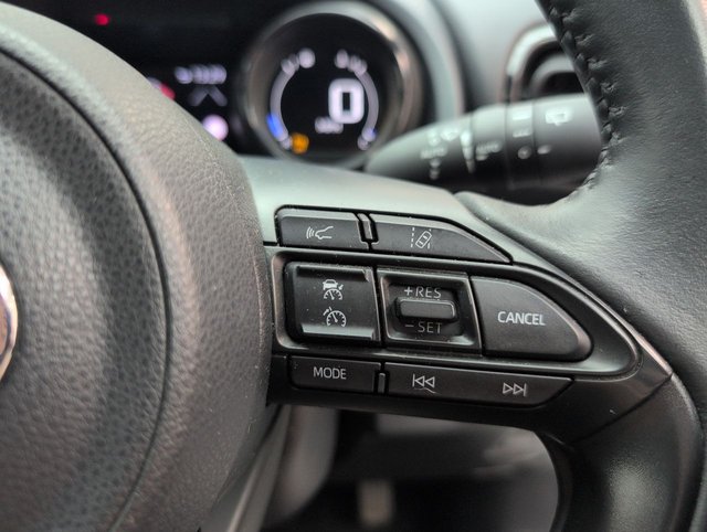 USED 2021 21 Toyota Yaris 1.5 Vvt-H Dynamic Hatchback 5dr Petrol Hybrid E-Cvt Euro 6 (s/S) (116 Ps) - Reverse Cam, Privacy, Sensors