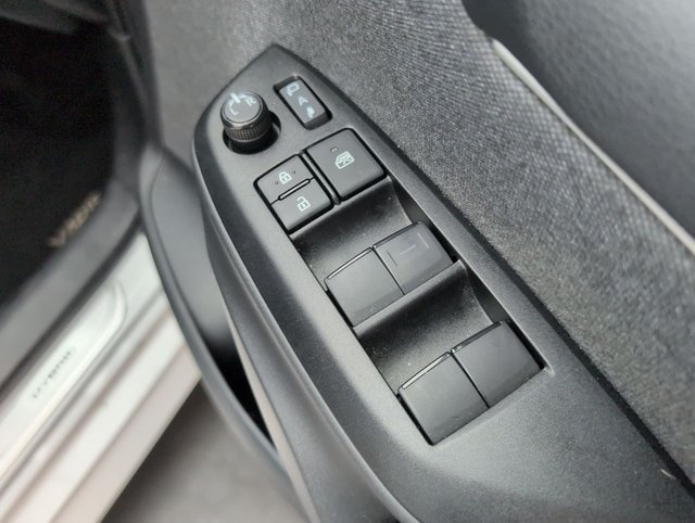 USED 2021 21 Toyota Yaris 1.5 Vvt-H Dynamic Hatchback 5dr Petrol Hybrid E-Cvt Euro 6 (s/S) (116 Ps) - Reverse Cam, Privacy, Sensors