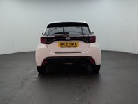 USED 2021 21 Toyota Yaris 1.5 Vvt-H Dynamic Hatchback 5dr Petrol Hybrid E-Cvt Euro 6 (s/S) (116 Ps) - Reverse Cam, Privacy, Sensors