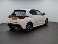 USED 2021 21 Toyota Yaris 1.5 Vvt-H Dynamic Hatchback 5dr Petrol Hybrid E-Cvt Euro 6 (s/S) (116 Ps) - Reverse Cam, Privacy, Sensors
