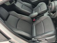 USED 2021 21 Toyota Yaris 1.5 Vvt-H Dynamic Hatchback 5dr Petrol Hybrid E-Cvt Euro 6 (s/S) (116 Ps) - Reverse Cam, Privacy, Sensors