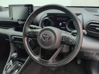 USED 2021 21 Toyota Yaris 1.5 Vvt-H Dynamic Hatchback 5dr Petrol Hybrid E-Cvt Euro 6 (s/S) (116 Ps) - Reverse Cam, Privacy, Sensors