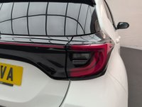 USED 2021 21 Toyota Yaris 1.5 Vvt-H Dynamic Hatchback 5dr Petrol Hybrid E-Cvt Euro 6 (s/S) (116 Ps) - Reverse Cam, Privacy, Sensors