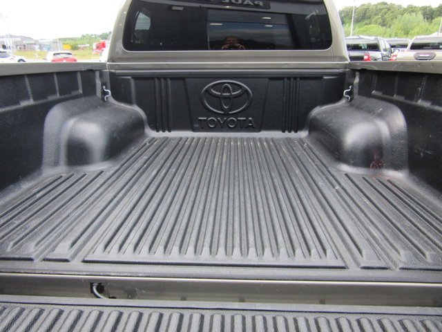 2024 TOYOTA HI-LUX - Photo 12