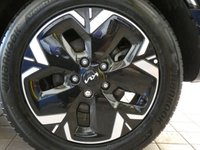 USED 2023 23 KIA NIRO 64.8kWh 4 SUV 5dr Electric Auto (201 bhp) SAT NAV HEATED LEATHER INTERIOR SUNROOF REAR VIEW CAMERA 1 OWNER SERVICE HISTORY KIA WARRANTY
