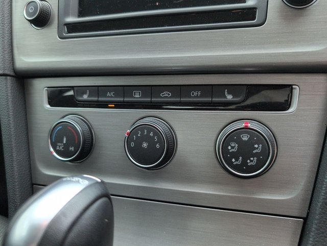 USED 2015 65 Volkswagen Golf 1.4 TSI Bluemotion Tech Match Hatchback 5dr Petrol DSg Euro 6 (s/S) (125 Ps) Front Assist+parking Sensors