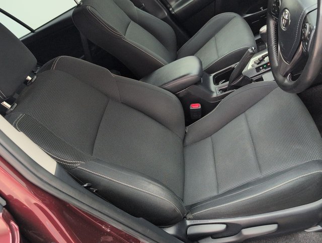 USED 2017 17 Toyota Rav4 2.5 Vvt-H Business Edition Plus Suv 5dr Petrol Hybrid Cvt Euro 6 (s/S) (safety Sense, Nav) (197 Ps) Navigation+parking Sensors