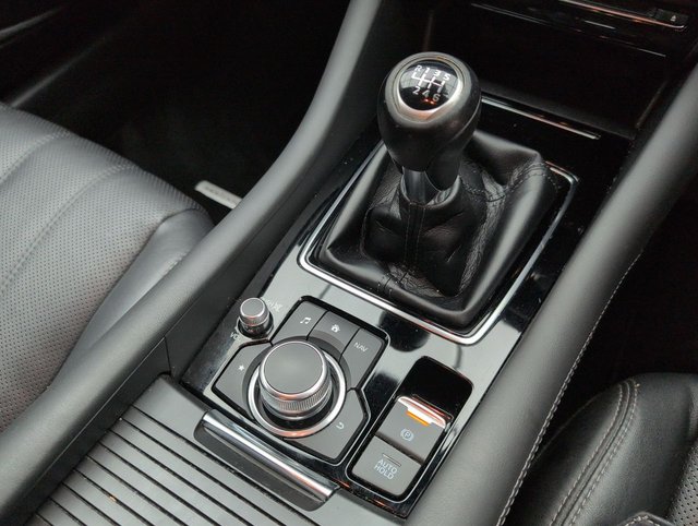 USED 2020 69 Mazda Mazda6 2.0 Skyactiv-G Sport Nav+ Saloon 4dr Petrol Manual Euro 6 (s/S) (165 Ps) Privacy Glass+reversing Camera