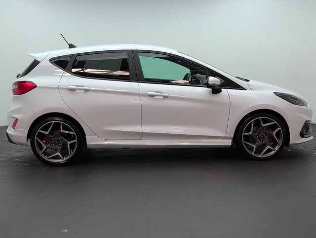 USED 2019 69 Ford Fiesta 1.5t Ecoboost St-3 Hatchback 5dr Petrol Manual Euro 6 (s/S) (200 Ps) - Sat Nav + Heated Seats