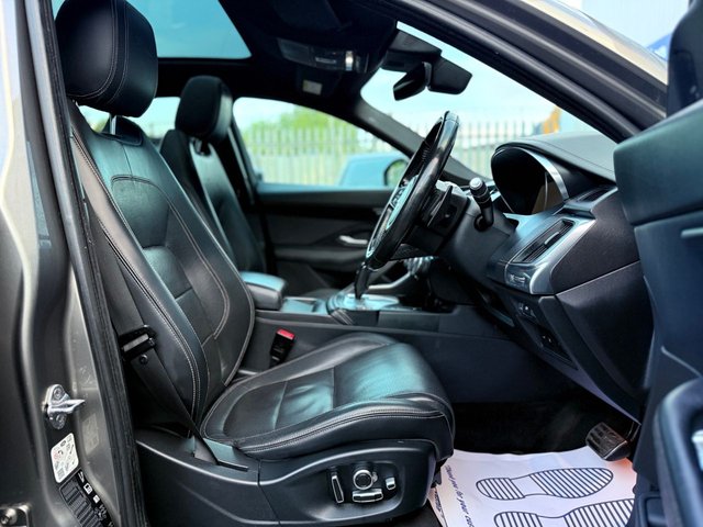 2018 JAGUAR E-PACE 2018 2.0 D240 R-DYNAMIC HSE BLACK PACK PANORAMIC ROOF STEPS MERIDIAN HEATED SEATS SUV 5DR DIESEL AUTO AWD EURO 6 (S/S) (240 PS) - Photo 5
