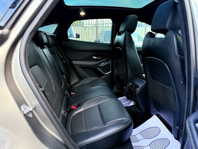 2018 JAGUAR E-PACE 2018 2.0 D240 R-DYNAMIC HSE BLACK PACK PANORAMIC ROOF STEPS MERIDIAN HEATED SEATS SUV 5DR DIESEL AUTO AWD EURO 6 (S/S) (240 PS) - Photo 6