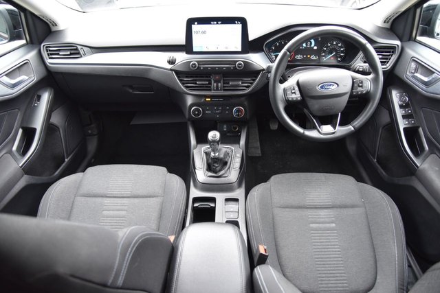 2019 FORD FOCUS - Photo 4