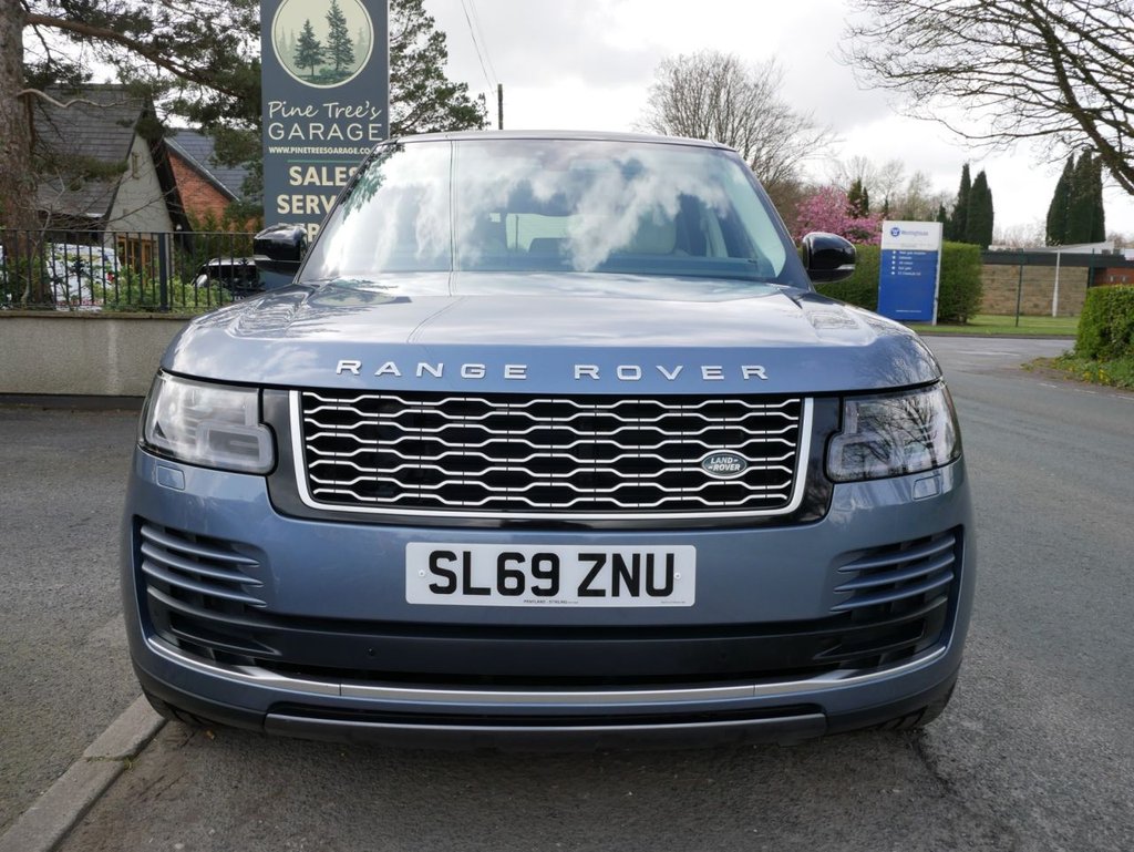USED 2019 LAND ROVER RANGE ROVER 3.0 SD V6 Vogue SUV 5dr Diesel Auto 4WD Euro 6 (s/s) (275 ps) TRACKER AND GHOST FITTED
