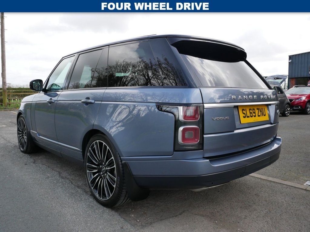 USED 2019 LAND ROVER RANGE ROVER 3.0 SD V6 Vogue SUV 5dr Diesel Auto 4WD Euro 6 (s/s) (275 ps) TRACKER AND GHOST FITTED
