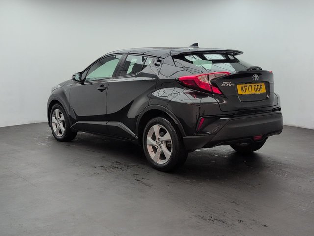 USED 2017 17 Toyota C-Hr 1.8 Vvt-H Icon Suv 5dr Petrol Hybrid Cvt Euro 6 (s/S) (122 Ps) - Parking Camera + Air Con