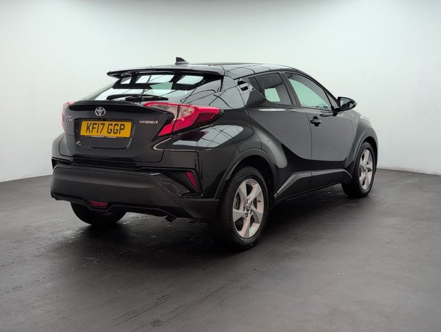 USED 2017 17 Toyota C-Hr 1.8 Vvt-H Icon Suv 5dr Petrol Hybrid Cvt Euro 6 (s/S) (122 Ps) - Parking Camera + Air Con