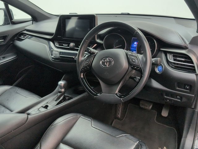 USED 2017 17 Toyota C-Hr 1.8 Vvt-H Icon Suv 5dr Petrol Hybrid Cvt Euro 6 (s/S) (122 Ps) - Parking Camera + Air Con