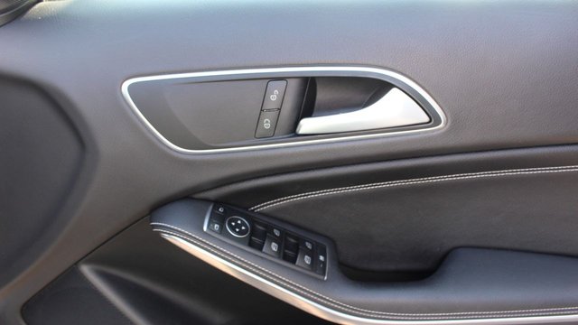 2018 MERCEDES-BENZ GLA (2018) - Photo 10