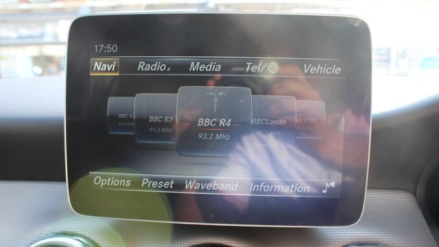 2018 MERCEDES-BENZ GLA (2018) - Photo 8