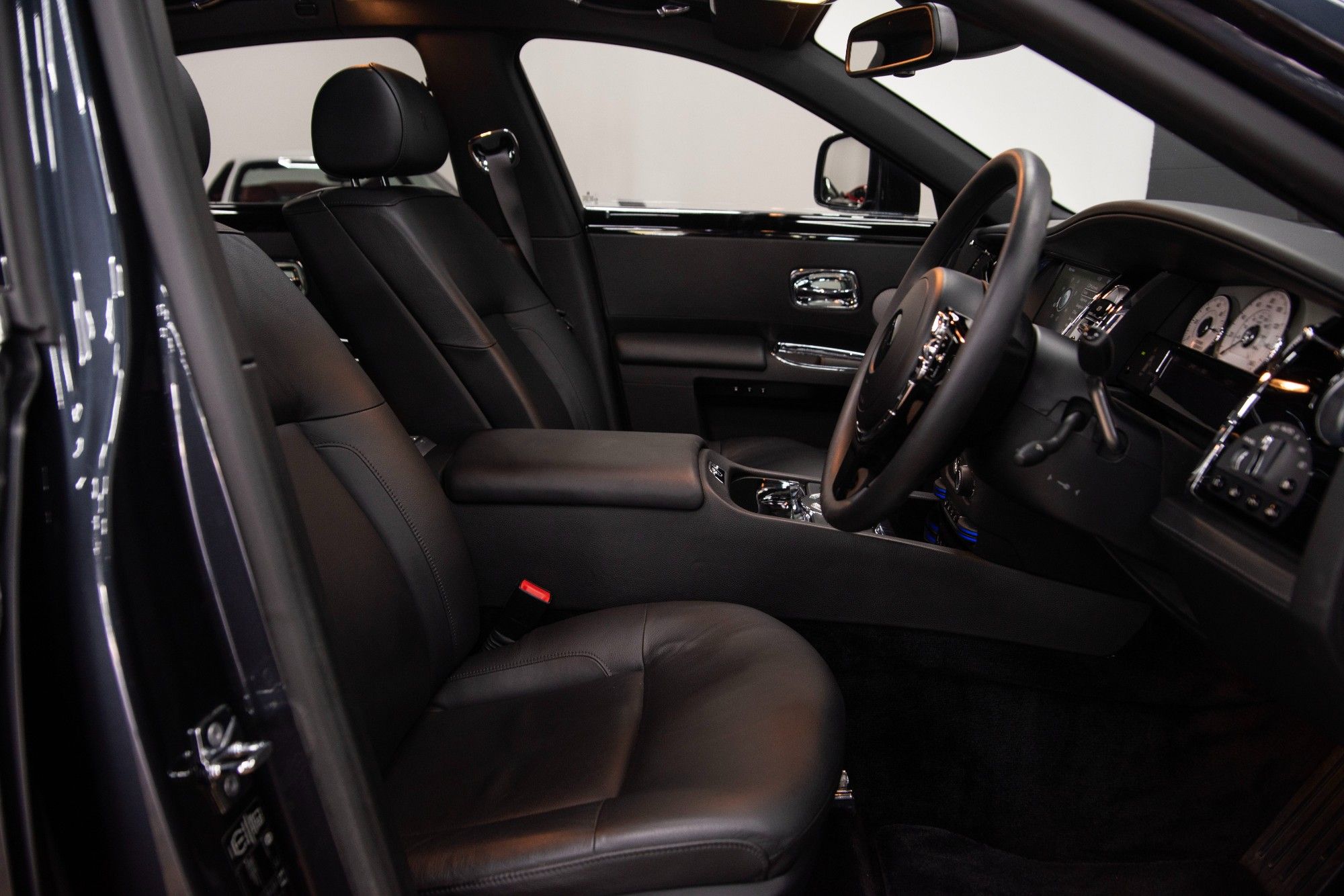 USED 2013 K ROLLS-ROYCE GHOST 6.6 V12 Saloon  