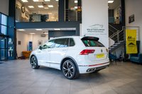 USED 2020 70 VOLKSWAGEN TIGUAN 2.0 TDI R-Line SUV 5dr Diesel DSG 4Motion Euro 6 (s/s) (150 ps) Digital Cockpit, Winter Pack